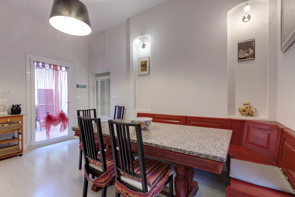 Florence Apartments Home Feeling Luaran gambar