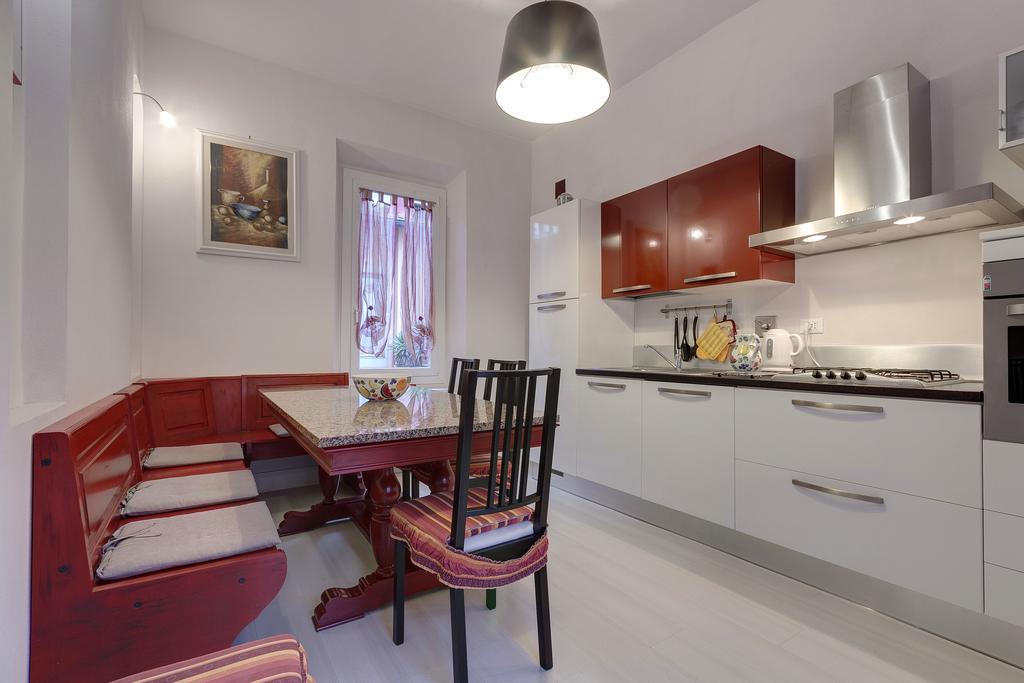 Florence Apartments Home Feeling Luaran gambar
